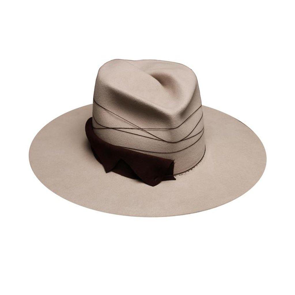 Tornado - Luisa Fernē - Sombreros Artesanales