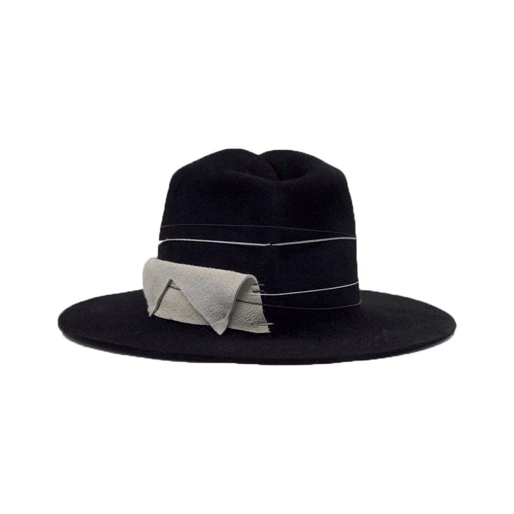 Tornado - Luisa Fernē - Sombreros Artesanales