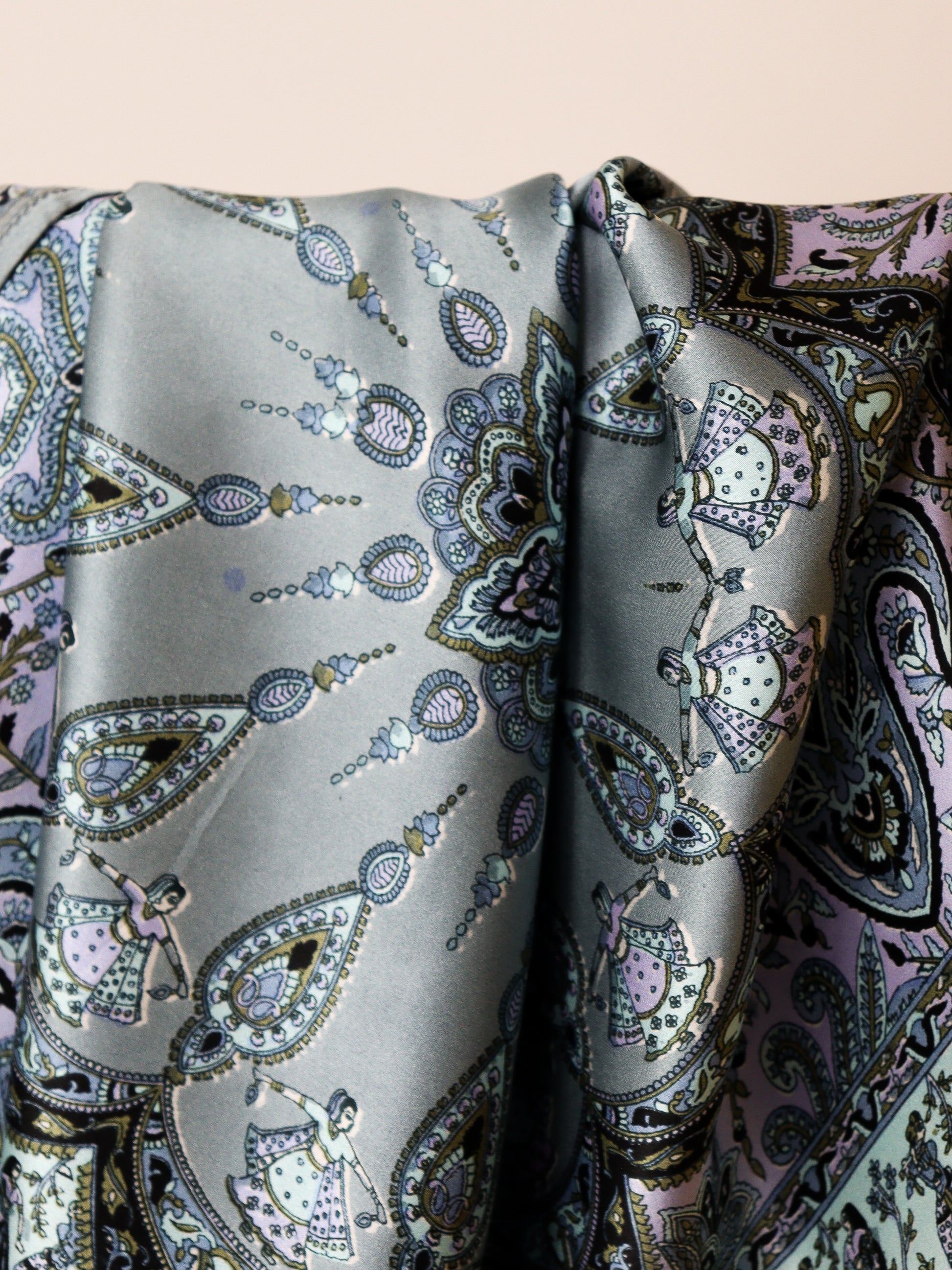 woman-freedom-silk-scarf-luisa-ferne