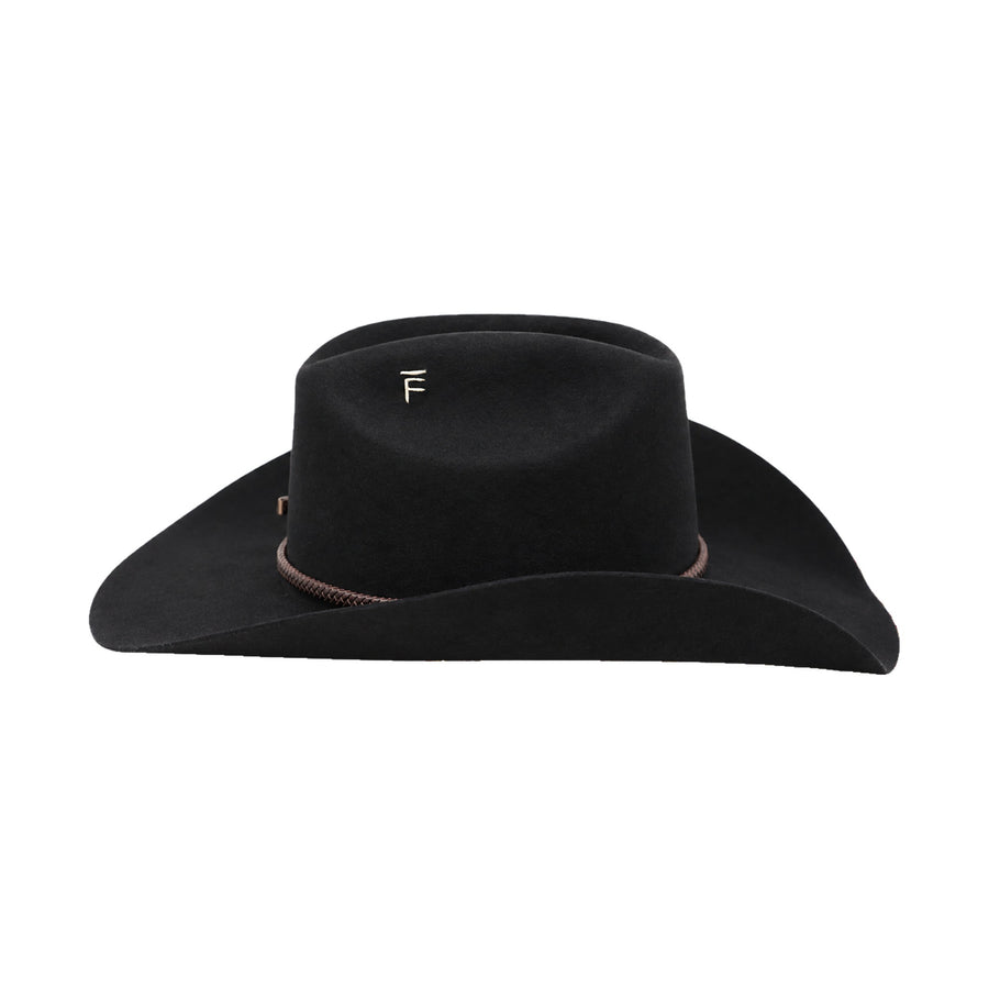 Outlaw — Luisa Fernē