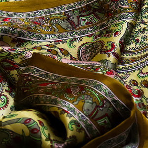 Gold-silk-scarf-texture-luisa-ferne